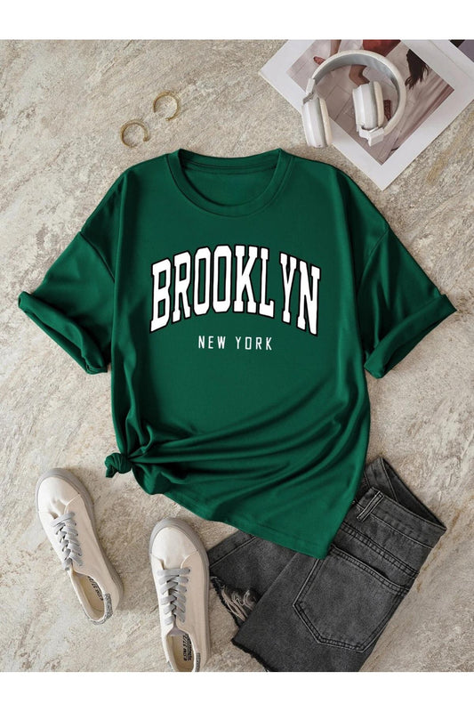 zumrut yeşil broklyn baskılı oversize tişort