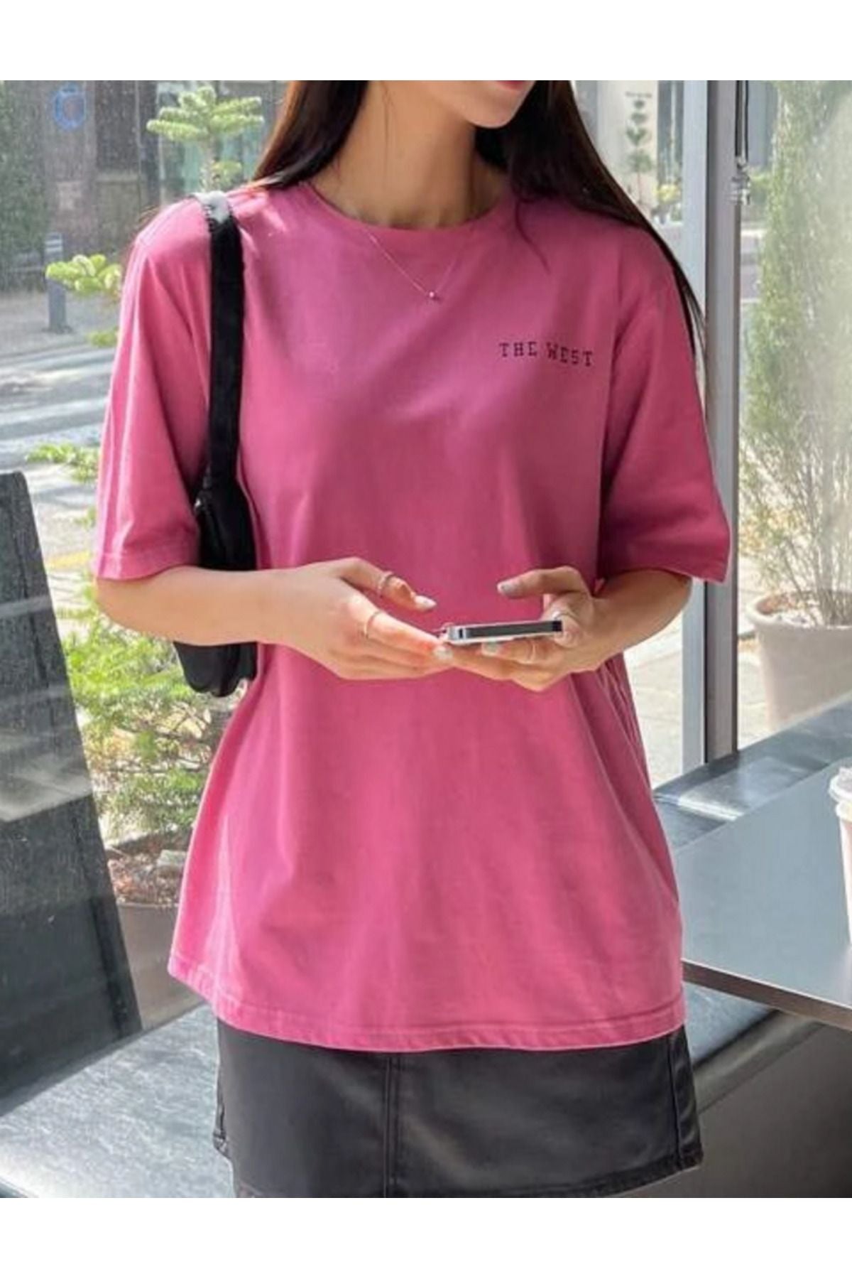 the west baskılı pembe tshirt