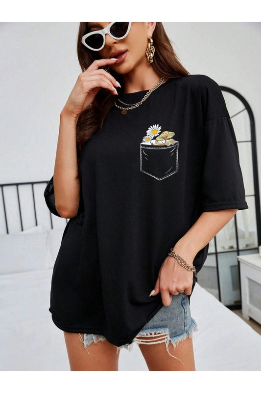 CEP DETAY ÇİÇEK baskılı siyah tshirt