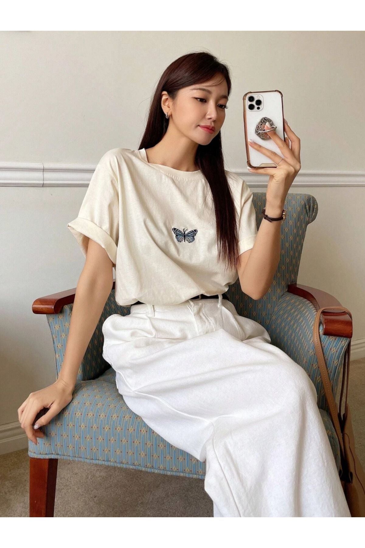 bej mavikelebek baskılı oversize tshirt